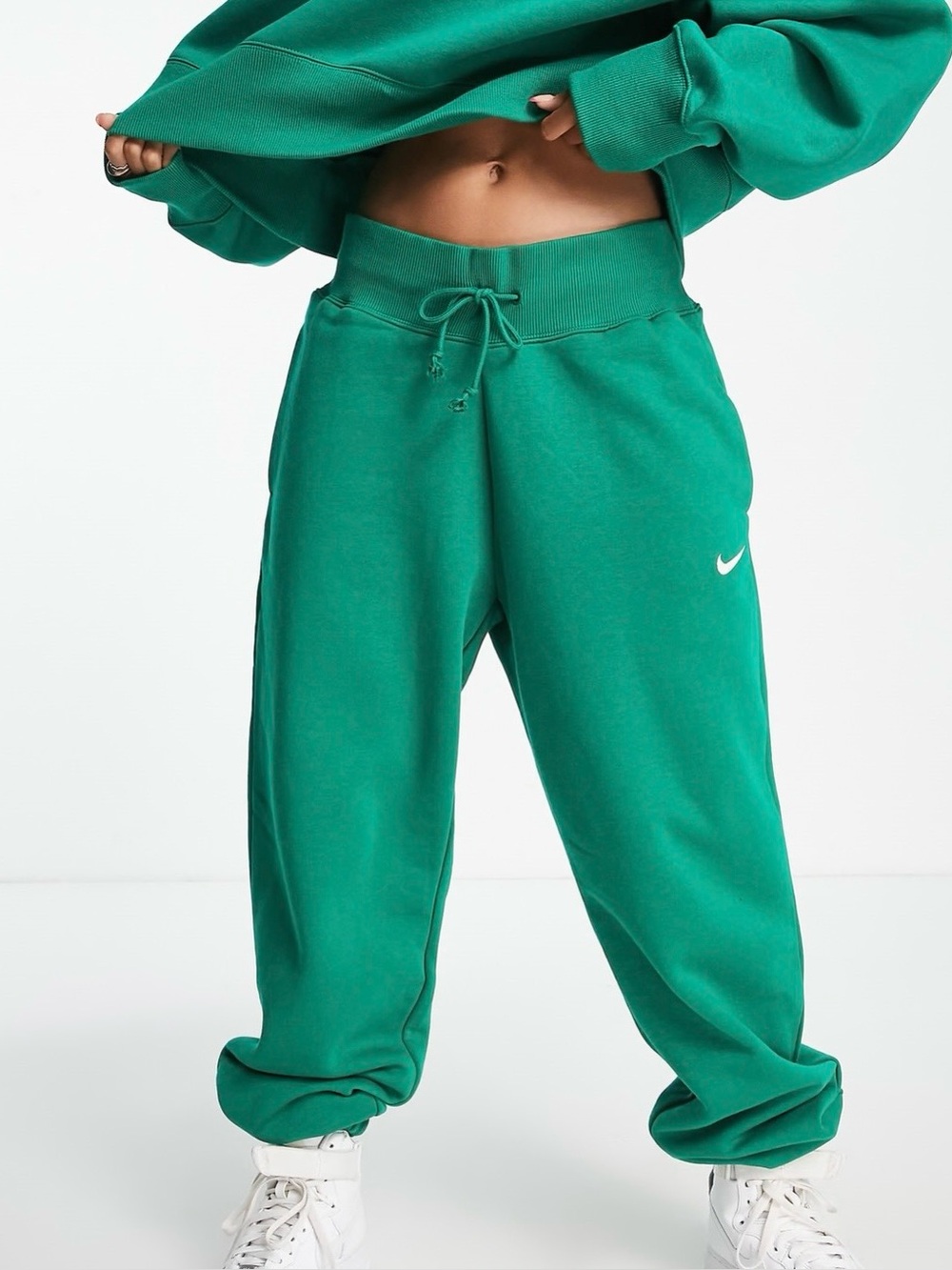 Nike Phoenix High-Waisted Oversized Fleece Joggers | Size M